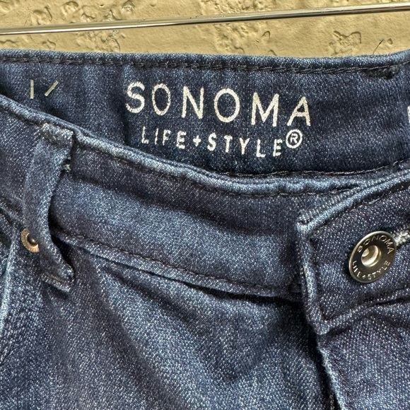 Sonoma Life + Style Boyfriend Jeans Size 12 Medium Wash - Picture 2 of 7